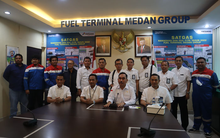 Anggota DPR RI Komisi VII, Hendrik Sitompul melakukan kunjungan kerja ke Fuel Terminal Medan Grup
