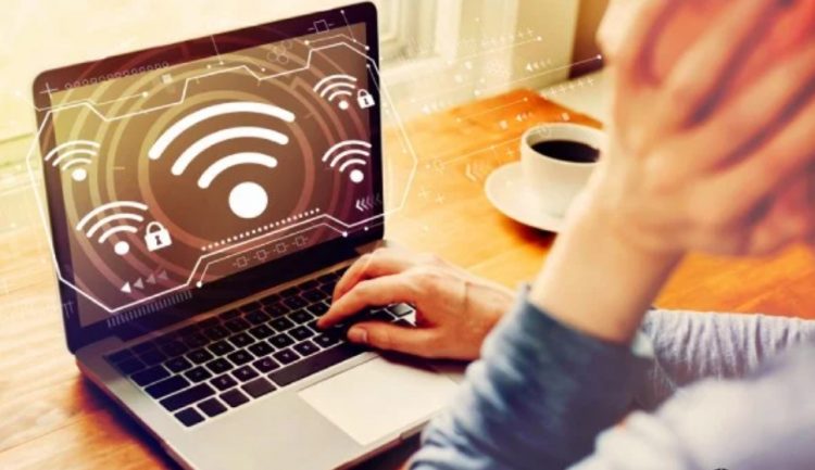 4 Cara Memperkuat Sinyal Modem yang Lemah