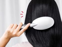 Rambut yang Lurus Alami Biasanya Dambaan. Apa Rahasianya?