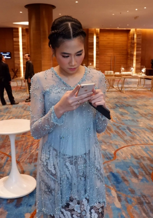 Kebaya Baby Blue Model Jatuh