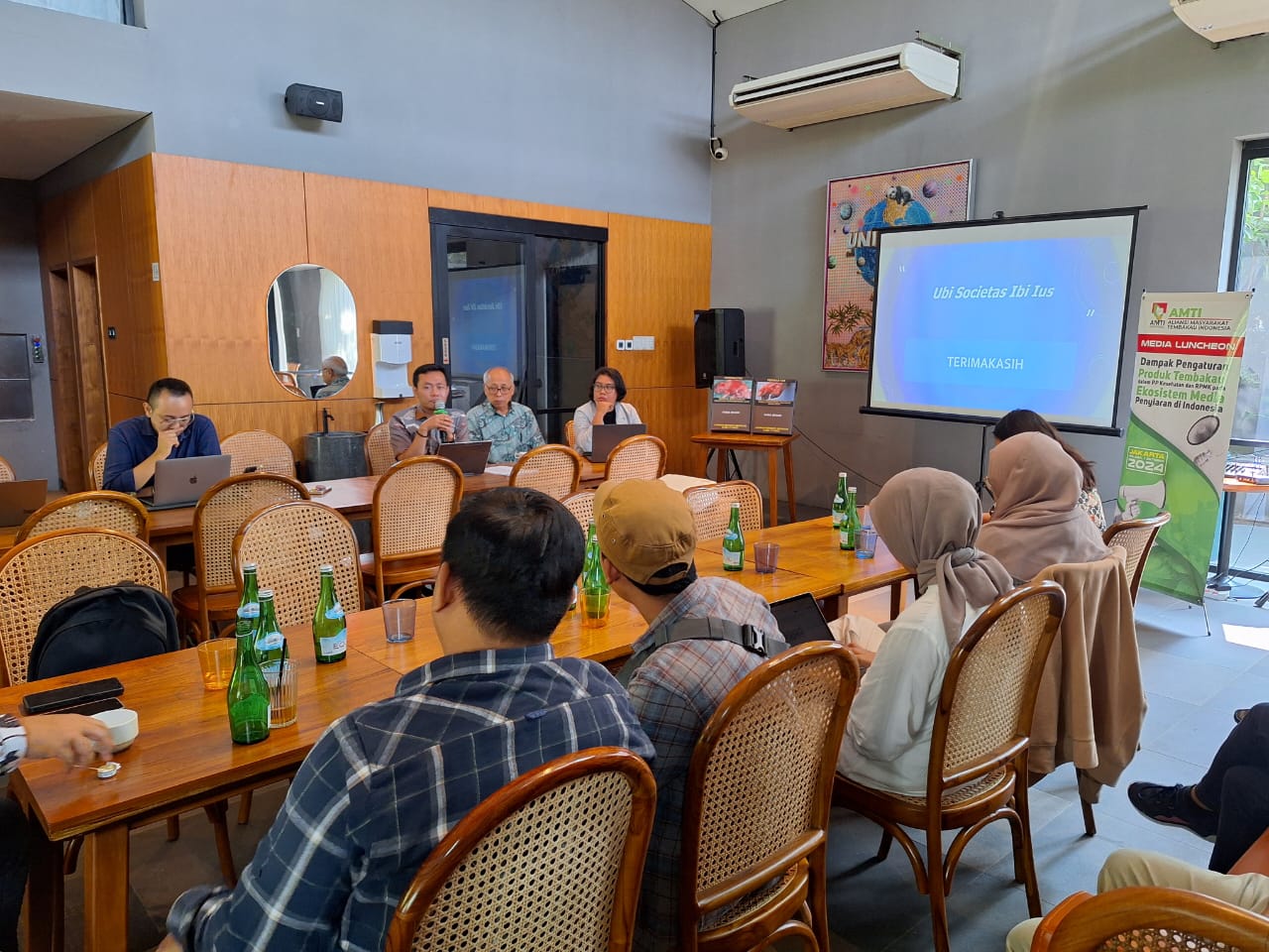 Pemerintah Abai Efek Domino Negatif Pengaturan Kemasan Rokok